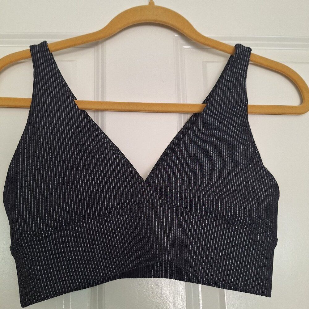 Carbon38 Black White Tank Top size S